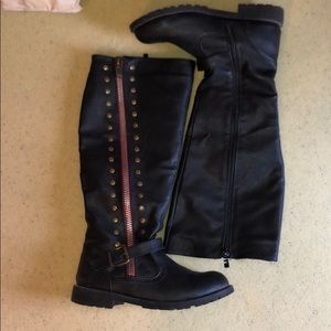 Black tall boots